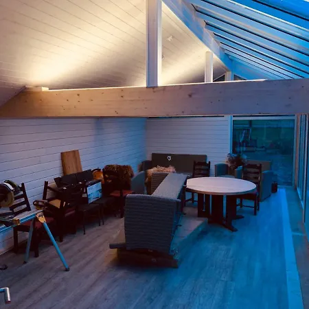 øvstefjellså Gård &aktivitet Senter Gjestgiverier *