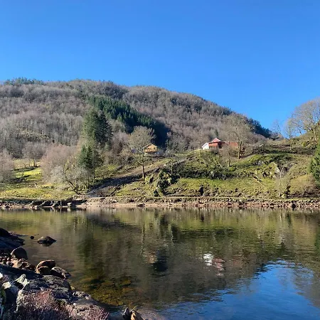 øvstefjellså Gård &aktivitet Senter Gjestgiverier