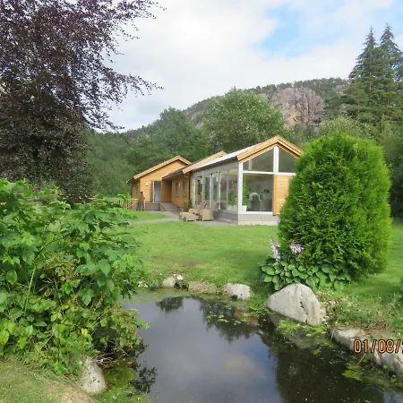 Guest house Ovstefjellsa Gard &aktivitet Senter *